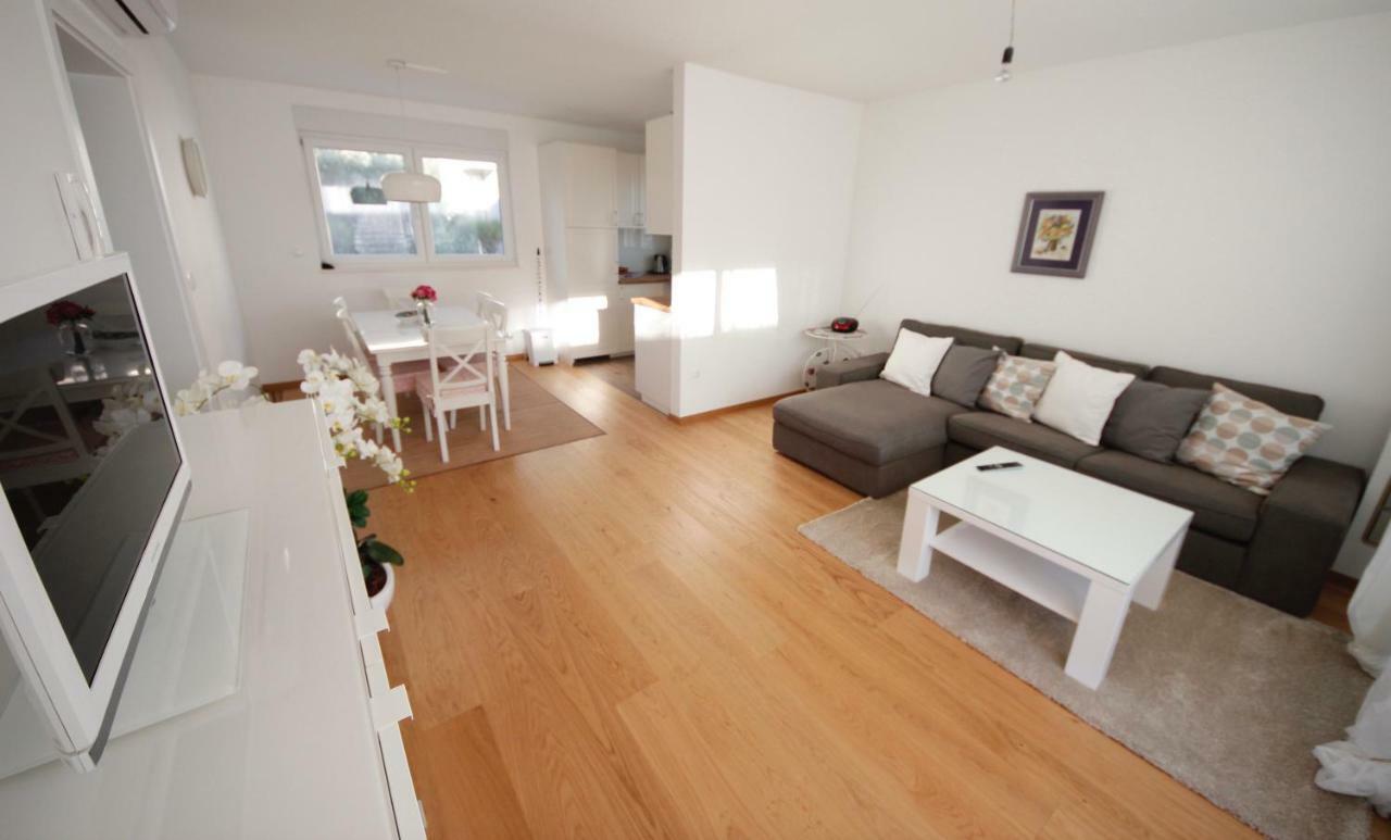 Villa More Makarska Esterno foto